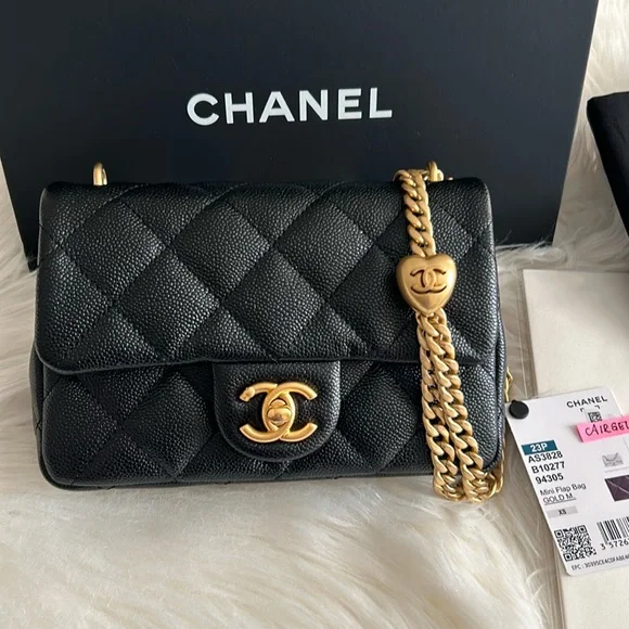 NEW Chanel Mini Sweetheart Flap Bag - Picture 3 of 17